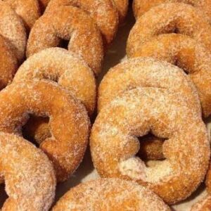 homemade-cider-donuts-mann-orchards